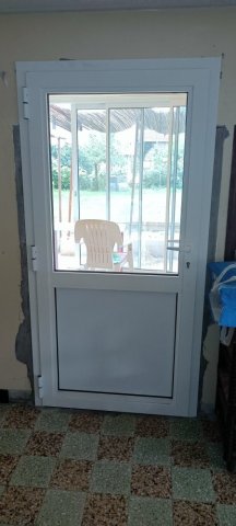 Remplacement d'un carreau de porte d'entrée d'une maison au Puy-en-Velay
